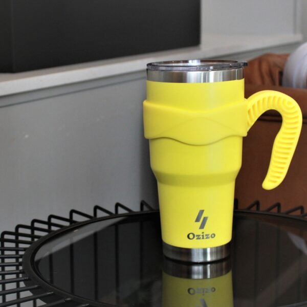 30 oz Insulated Mug With Straw